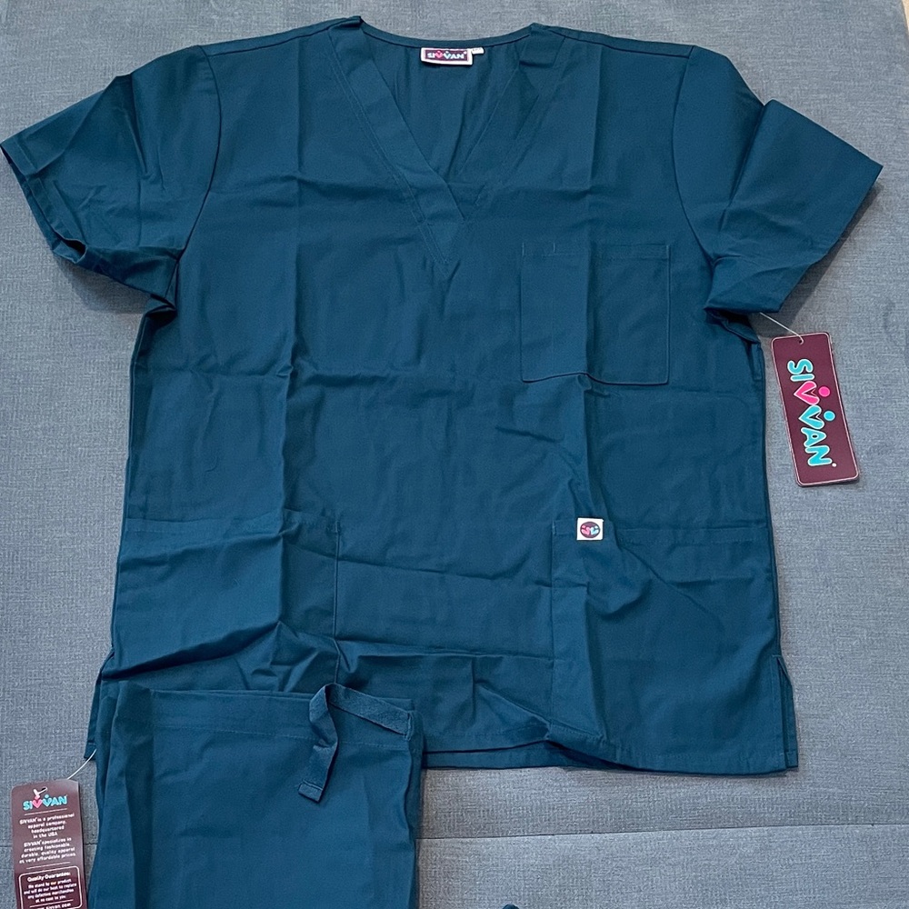 NWT Sivvan Scrub Set - Unisex Fit Size Small - Caribbean Blue